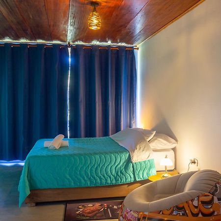Pistacho Hostel Минка Екстериор снимка