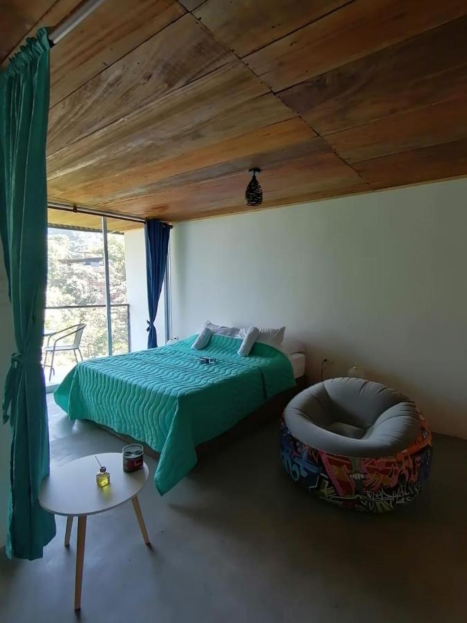 Pistacho Hostel Минка Екстериор снимка